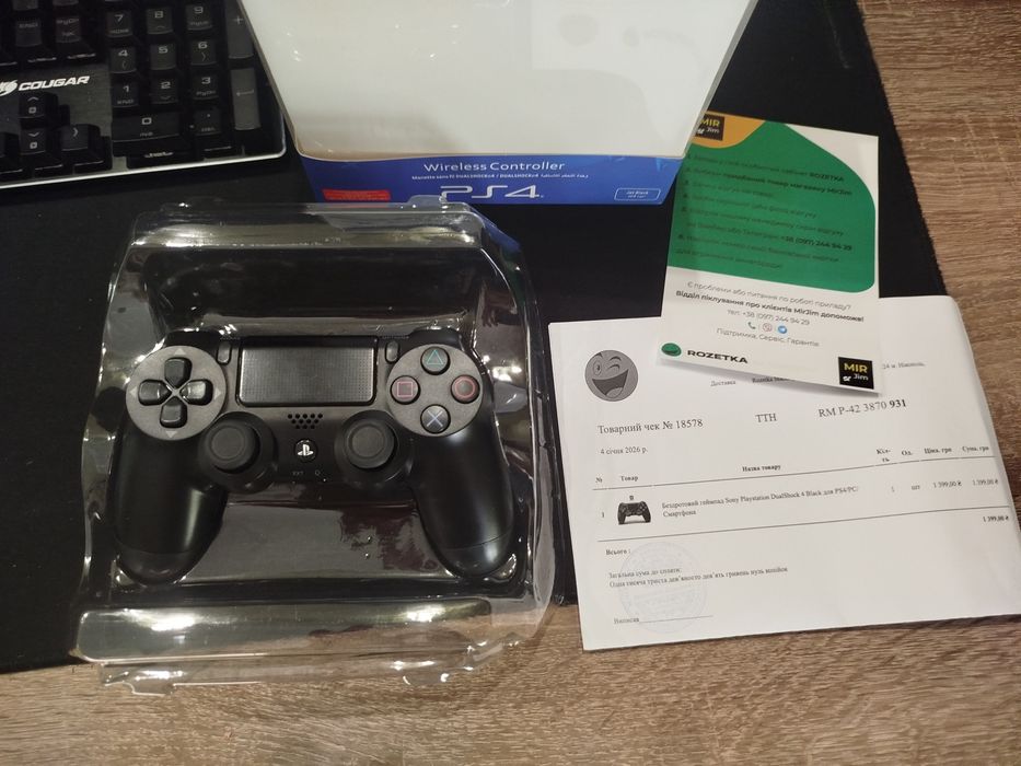 Бездротовий геймпад Sony Playstation DualShock 4 Black для PS4/PC