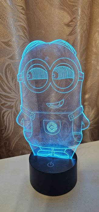 Сяюча фігурка міньйон