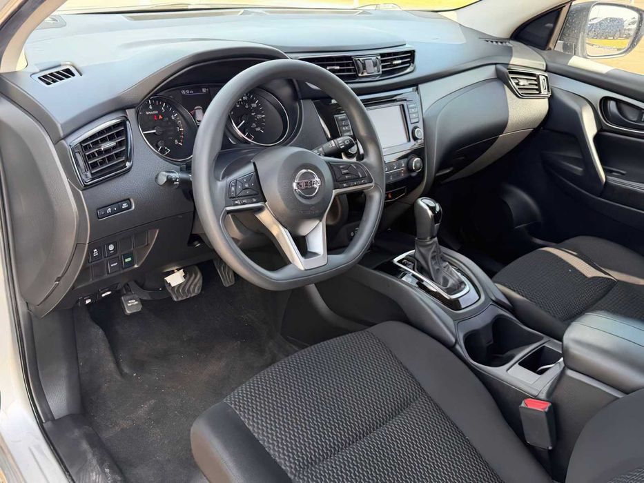 Nissan Rogue Sport SL      2022