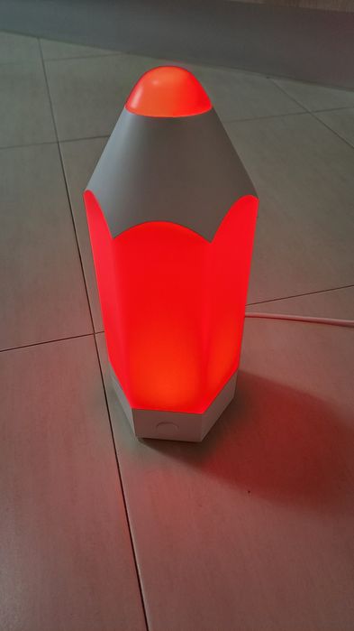 Candeeiro LED Ikea de mesa, multicor como Novo