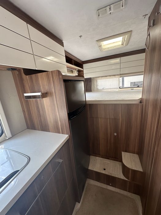 Autocaravana capucine 6 pessoas