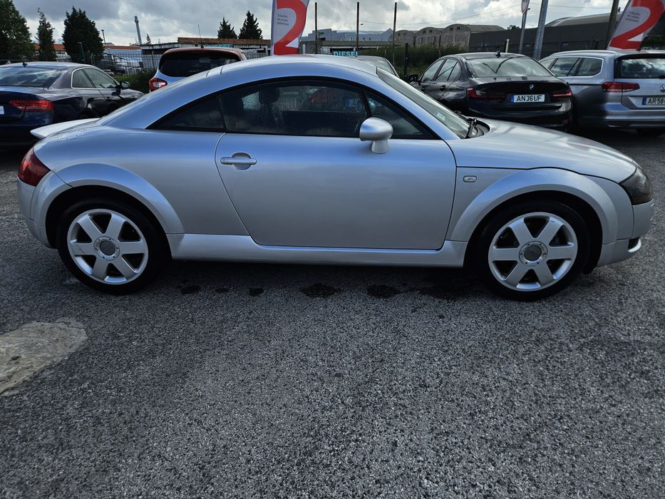 Audi TT 1.8T Financiamento até 120 Meses Aceitamos Retomas