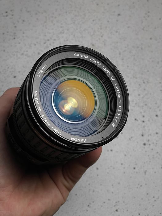 Вживаний Canon 28-135mm f/3,5-5,6 IS USM