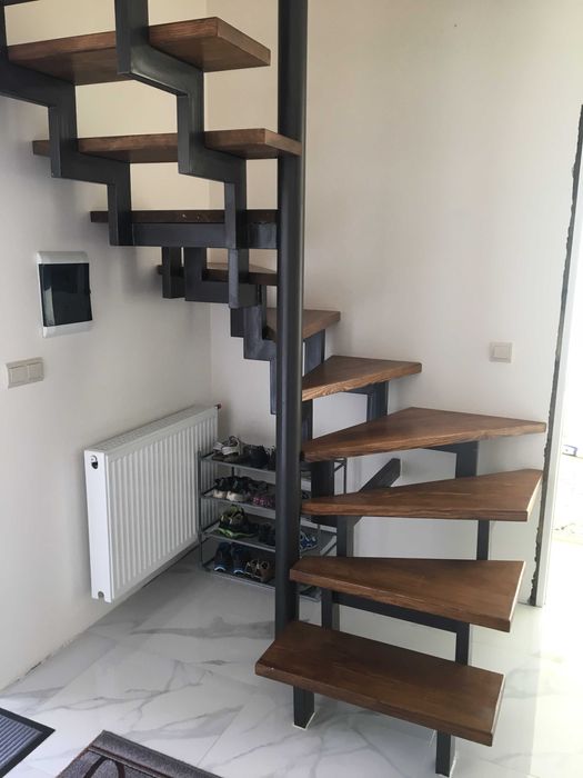 Виготовлення і монтаж сходів, зашивка металевих і бетонних каркасів