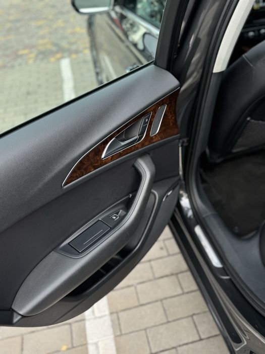 AUDI A6C7  2013 року