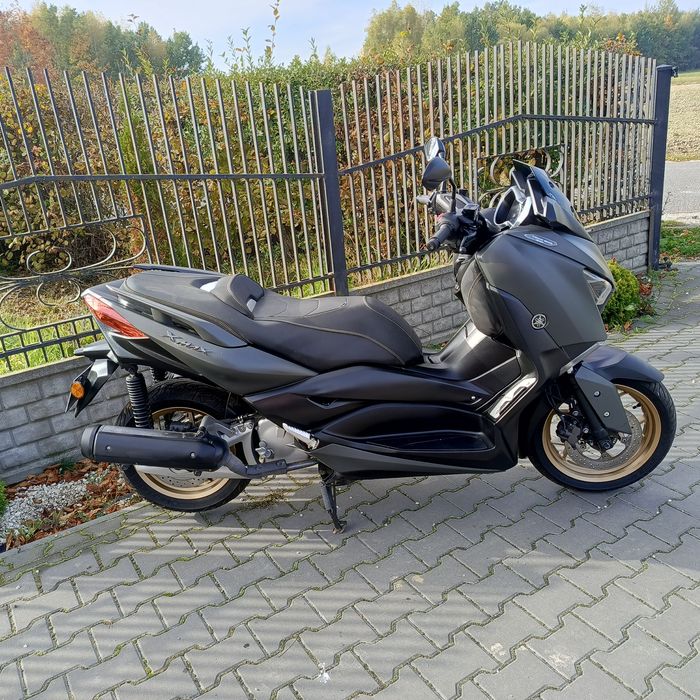 Yamaha xmax 125  tech Maxx 15 km