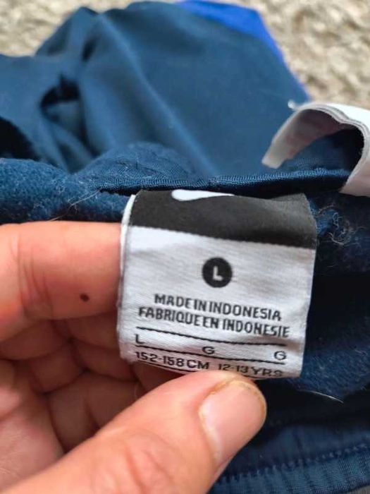 Spodenki szorty męskie Nike r. L granatowe z lampasami