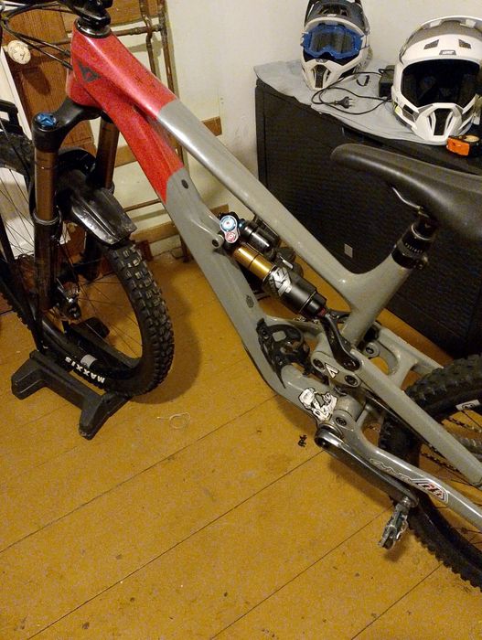 Fox X2 230/65 YT capra damper