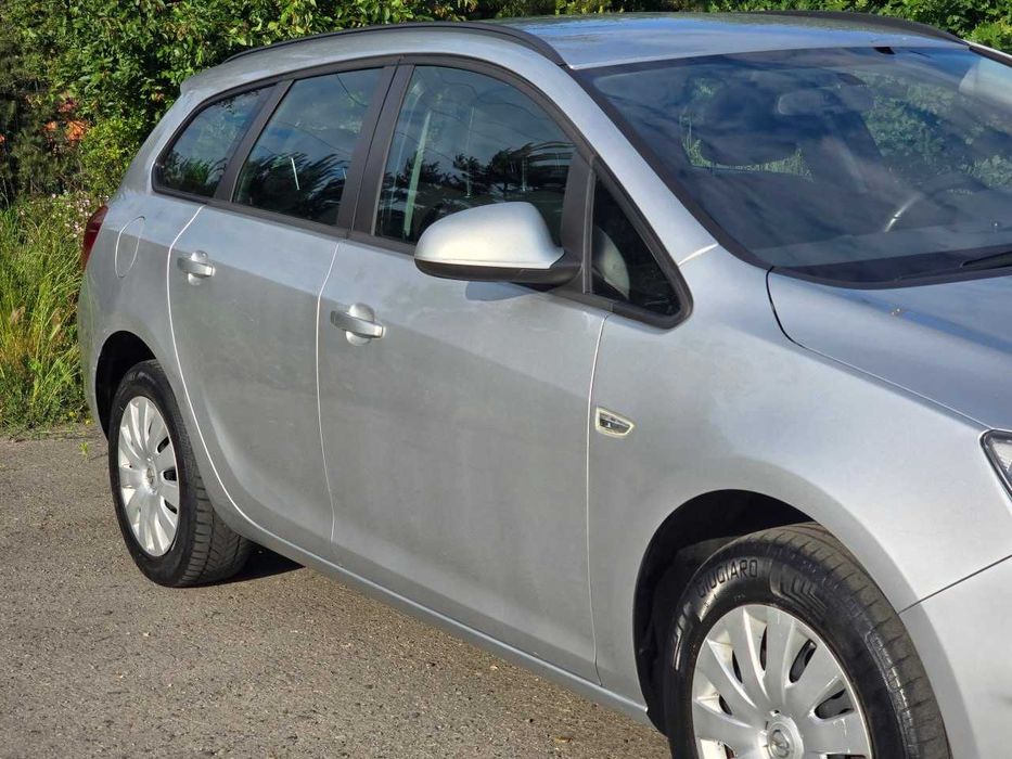 Продам  Opel Astra 2016. Можна в розстрочку, під викуп.