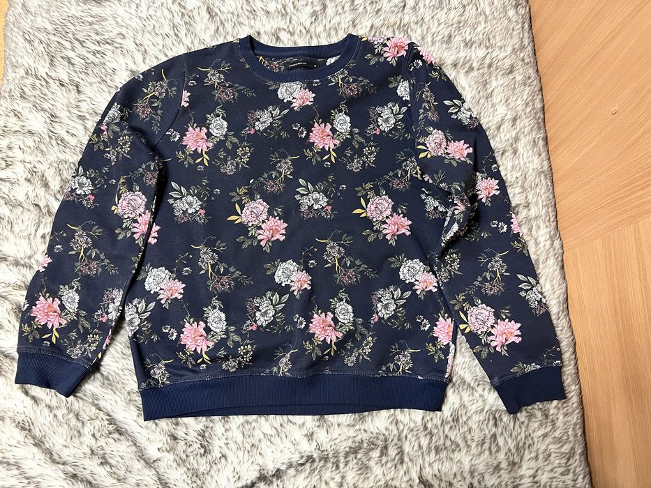 Sweter w kwiatki House