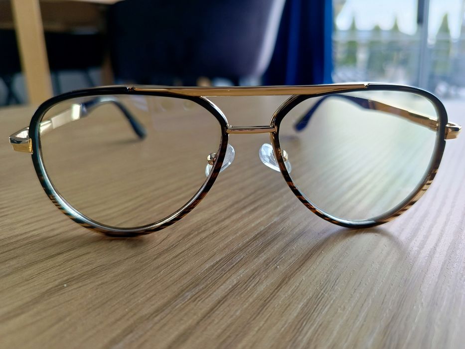 Nowe oprawki premium