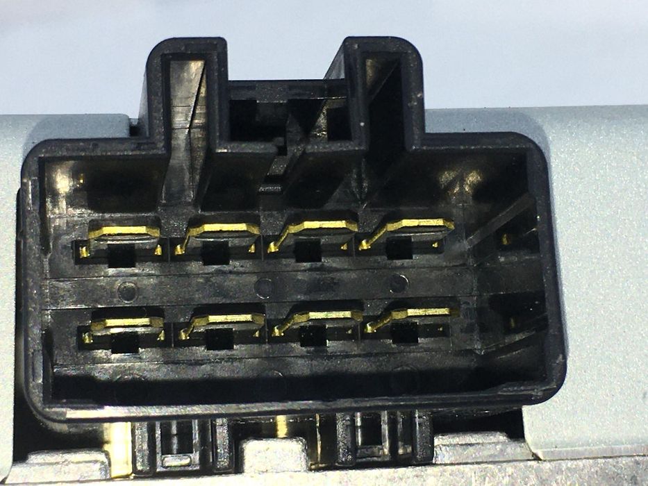 Блок управління HYUNDAI I40 2011-2015 95300-3Z050