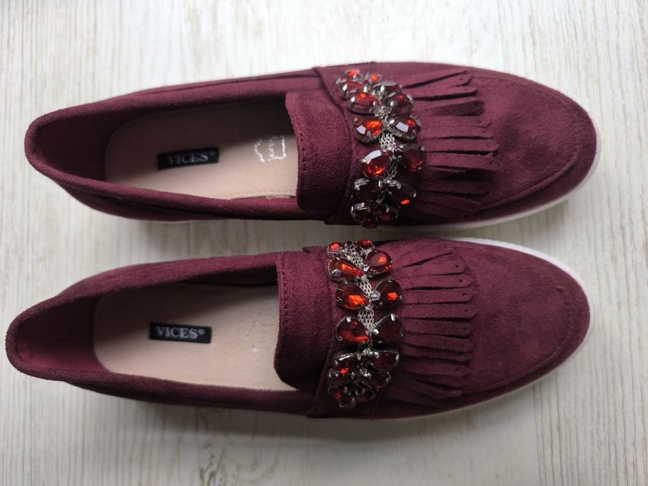 Bordowe zdobione mokasyny 39/ 39,5 na platformie zdobienia cyrkonie fr