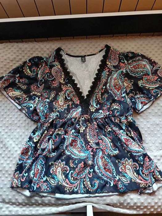 Bluzka z baskinką rozm. 2XL