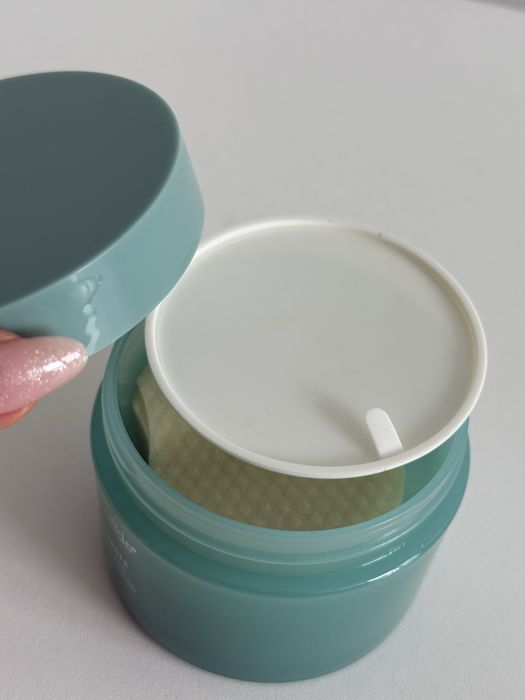 Hydropeptide toner pads