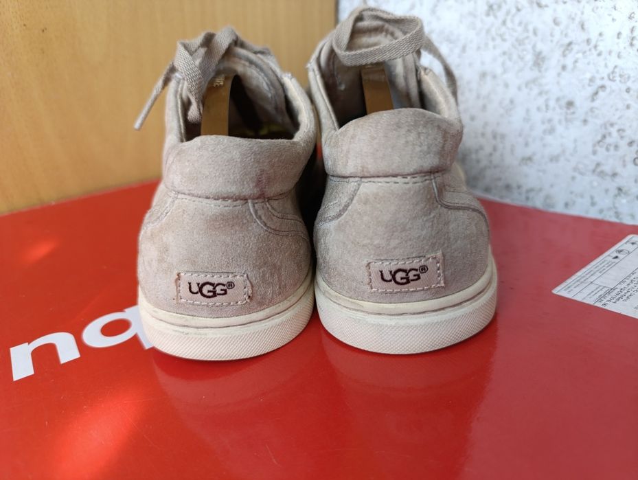 Оригинальные кроссовки Сникерсы Tomi UGG® Australia р.39