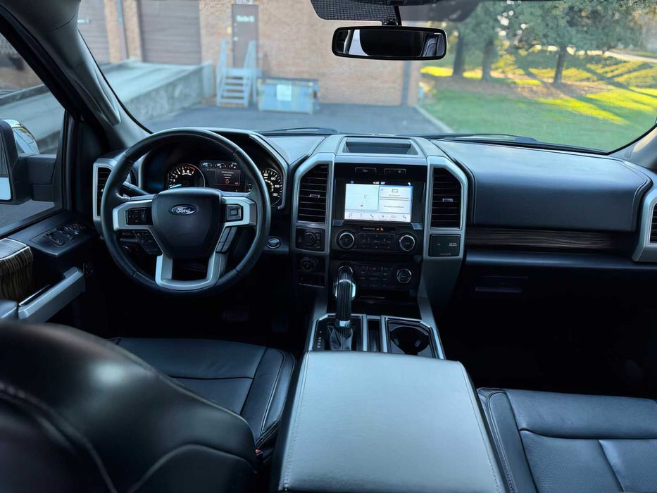 Ford F-150 Lariat      2018