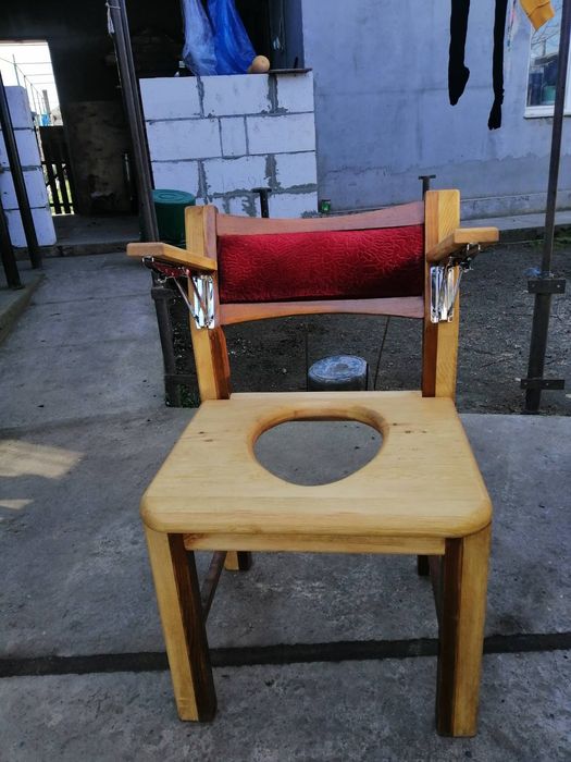 Стул туалет для инвалибов