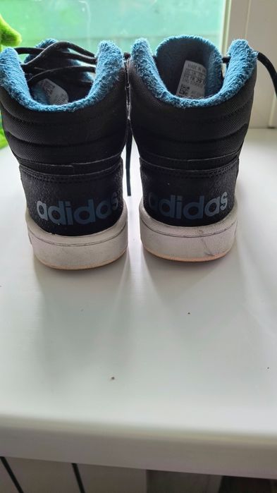 Ботинки на мальчика Адидас