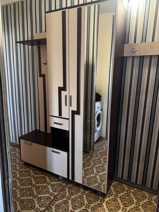 шкаф в прихожую