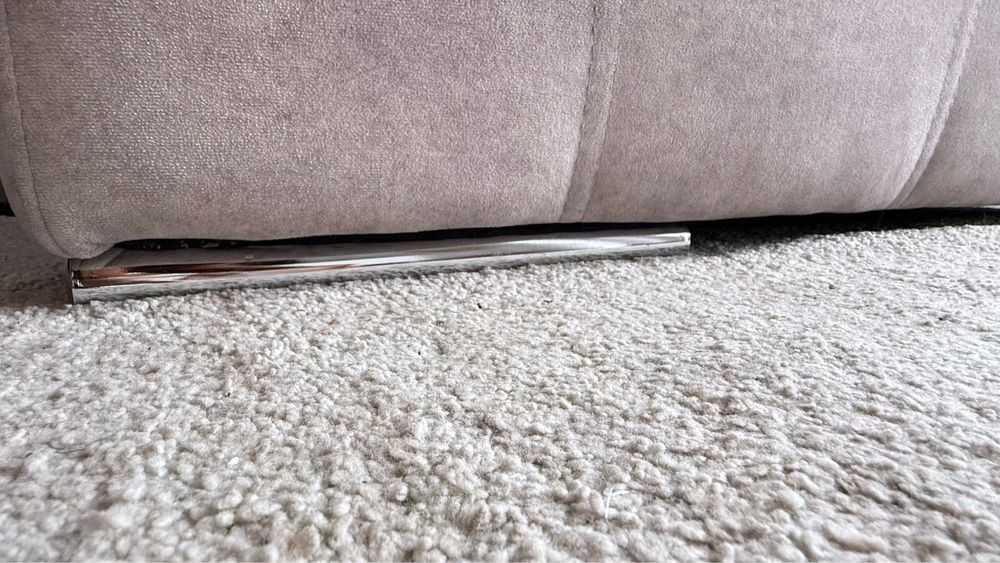 VENDO SOFÁ CAMA COM CHAISE LONG COR CINZA CLARA