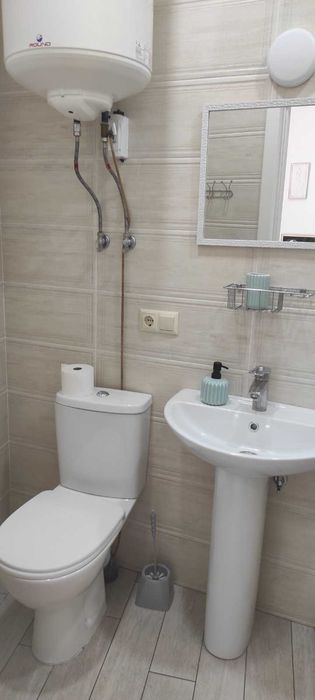 Сдам 1к смарт квартиру с отдельной спальней и террасой 17м2 ЖК Виктори Холл Победа 2. Низкий безопасный 4эт, панорамные окна, охрана