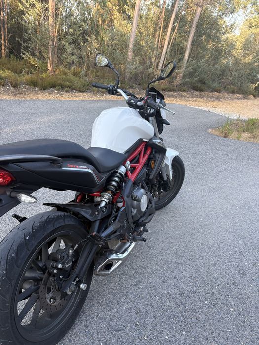 Mota Benelli 302s