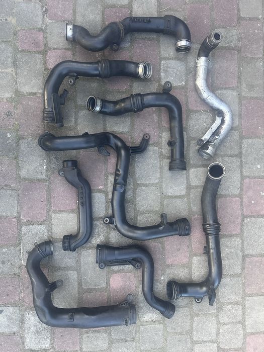 Патрубок інтеркулера турбіни Audi A4 B6 B7 VW Passat B6 Touran Caddy Golf Jetta SKODA A5  1.9 TDI 2.0 TDI