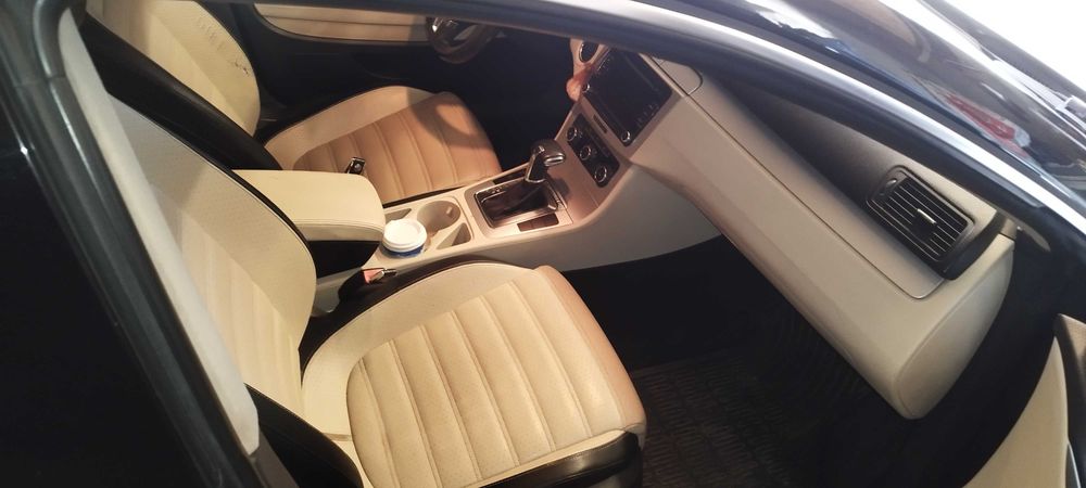 Фольксваген СС 2010 року