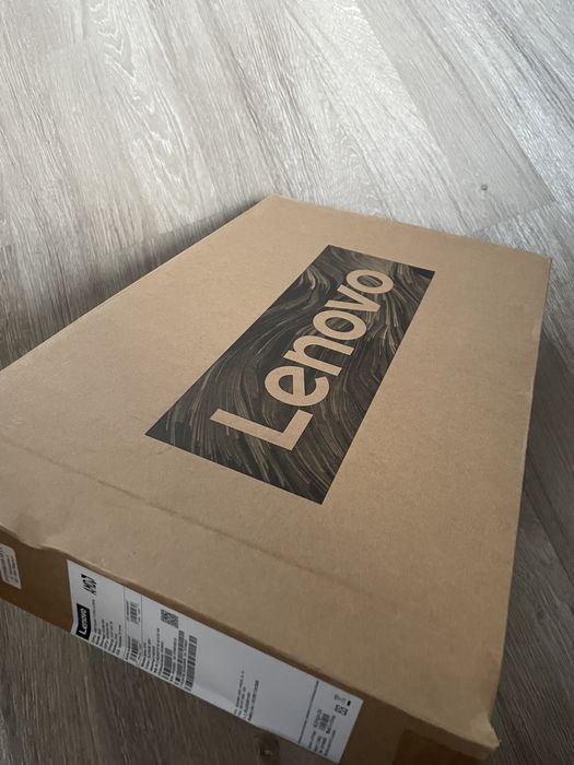 Lenovo IdePad 3 jak nowy