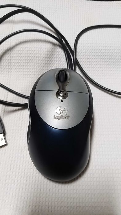 rato logitech em bom estado