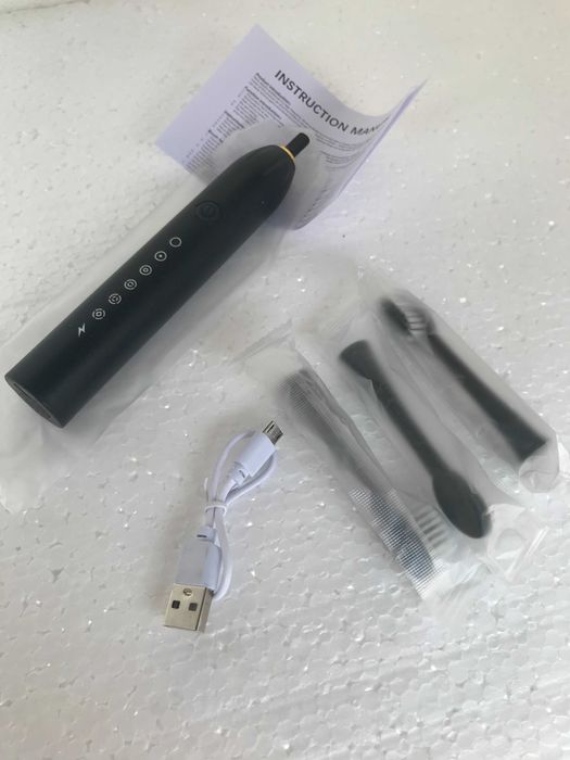 Продам электрическую зубную щетку Sonic розового или черного цвета