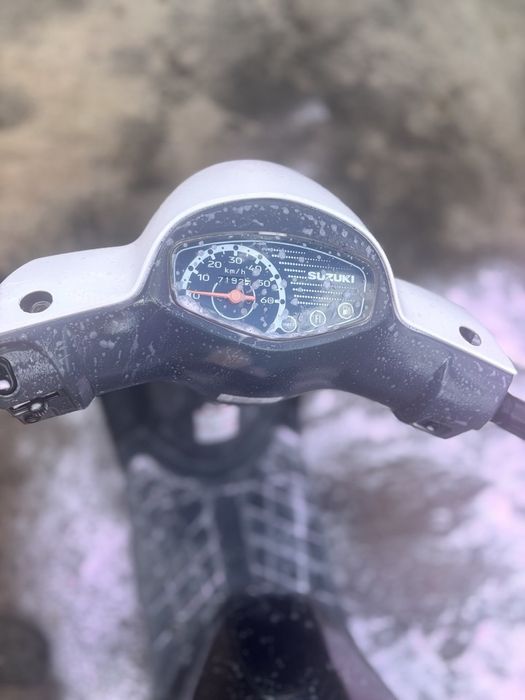 Suzuki lets 4 2019