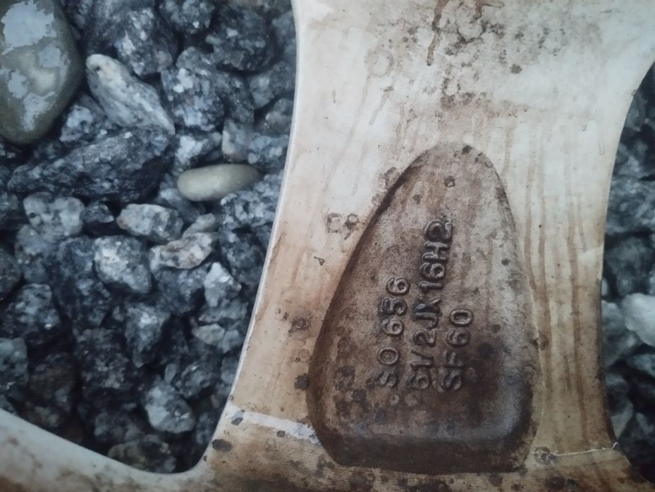 Комплект зима Ауді 205 55 16