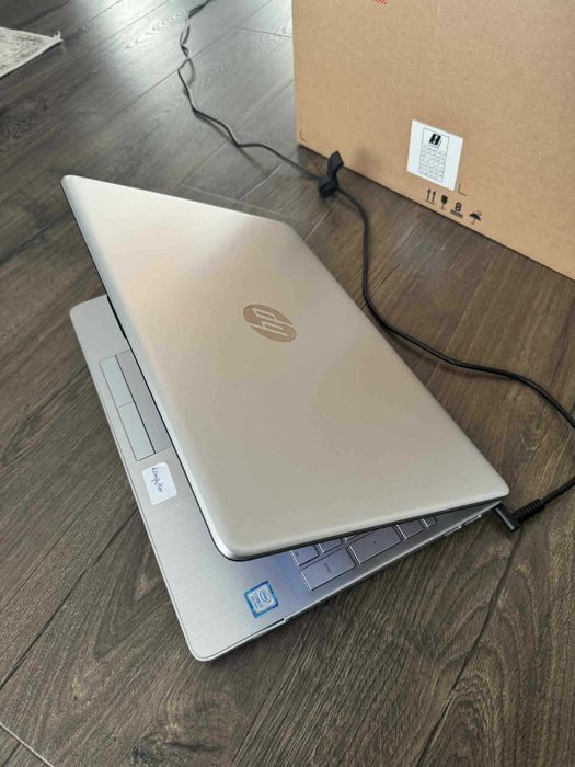 Laptop HP 15 dw0034nw, Inter core i7, 512 SSD, 100% sprawny i zadbany!