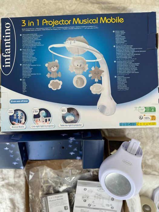 музичний мобіль з проектором Infantino