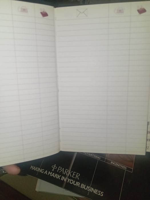 Agenda Parker bom estado pequena
