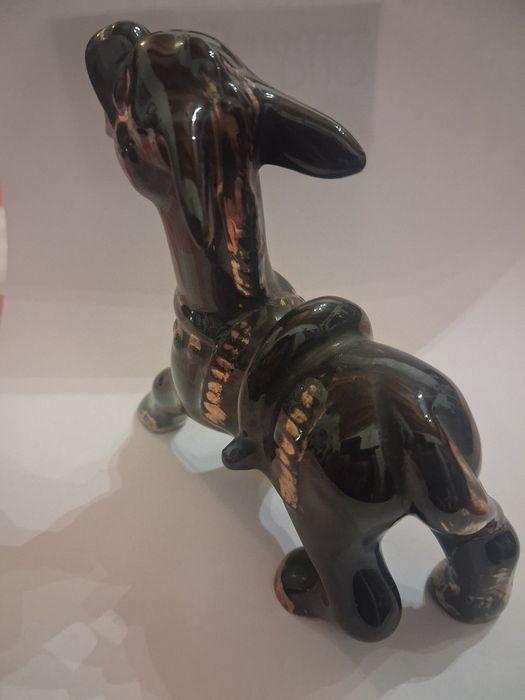 Estatueta burro sorridente
