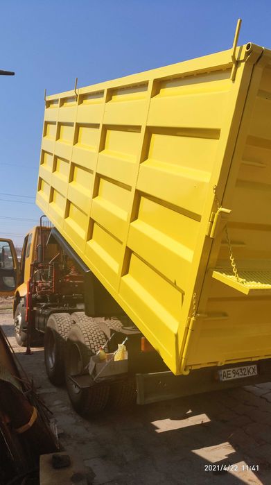 Самоскид + маніпулятор + грейферний ковш. 25т, 30м3,  м. Кривий Ріг