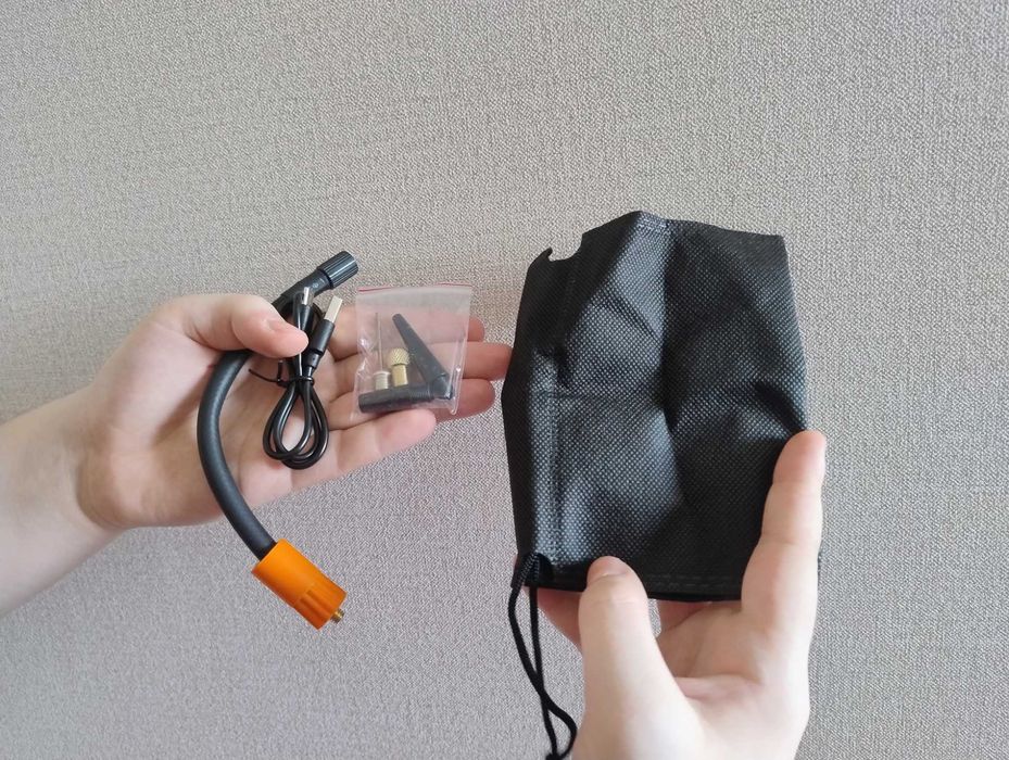 Компрессор Насос электрический, автомобильный, аккумуляторный