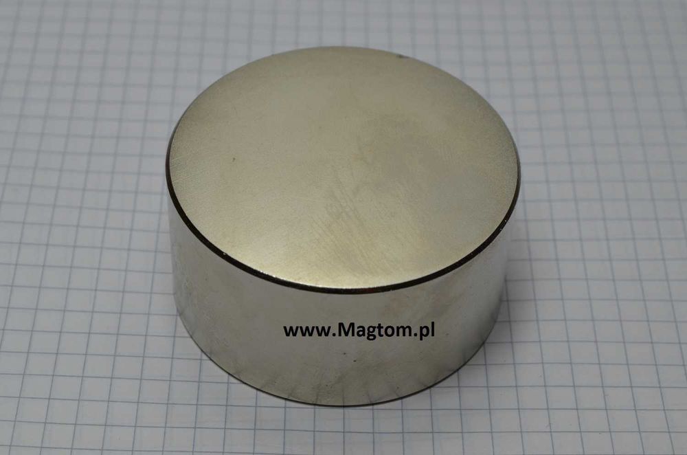 Magnes neodymowy w uchwycie 360 stopni do wody UM 55x40 N42 190Kg