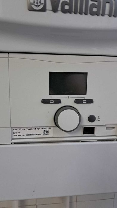 Caldeira Vaillant atmoTEC Pro 24kW — Bom Estado, c/ Kit Exaustão