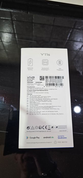 Telefon Vivo Y11S z futerałem