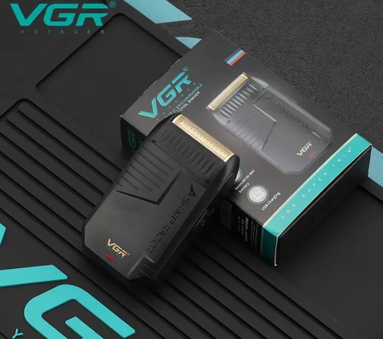 Чоловіча електрична бритва