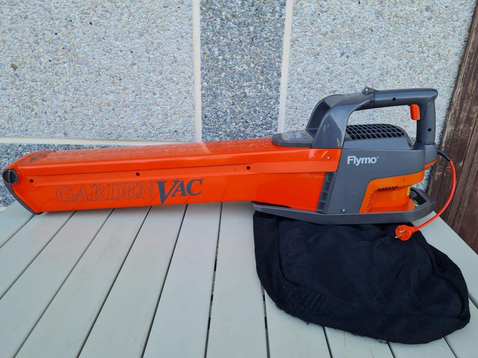 садовий пилосос-повітродув Flymo GardenVac