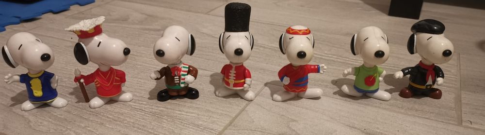 Coleção 7 Bonecos Snoopy