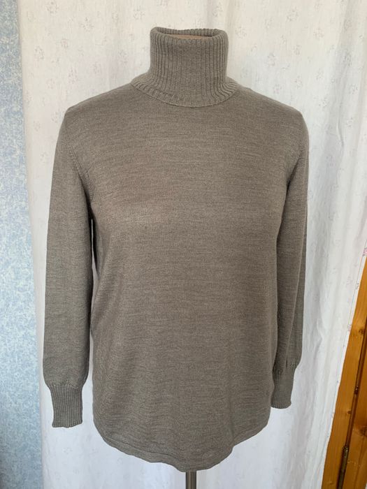 Вовняна жіноча водолазка бренду Madeleine .Підійде на розмір L, XL.