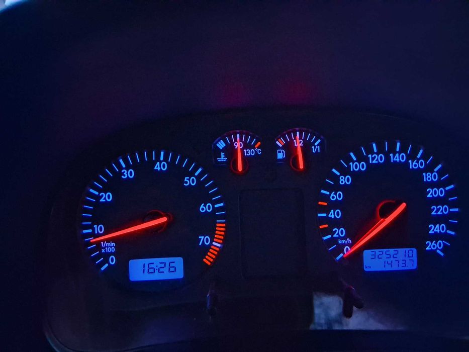 Sprzedam Volkswagen Bora 1.6 Benzyna – 2003 r.