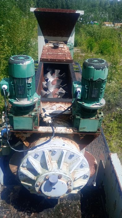 Podajnik sortownik frakcji wibracyjny żwir piasek węgiel kruszywo 2x 7,5 KW