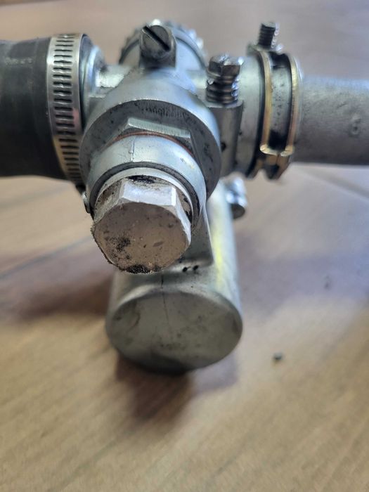 Gażnik wsk 125 nie delorto